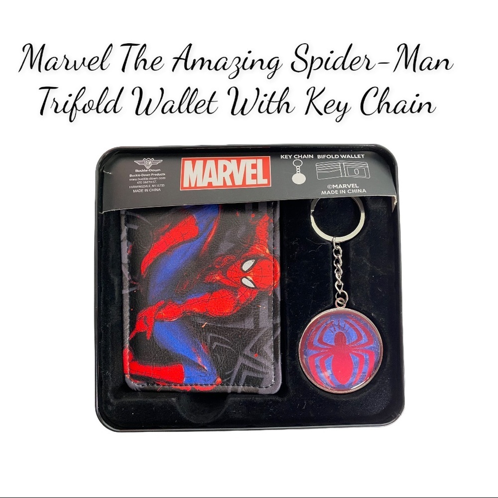 NWT In Gift Box Men’s Marvel Amazing Spider-Man Trifold Wallet With Keychain